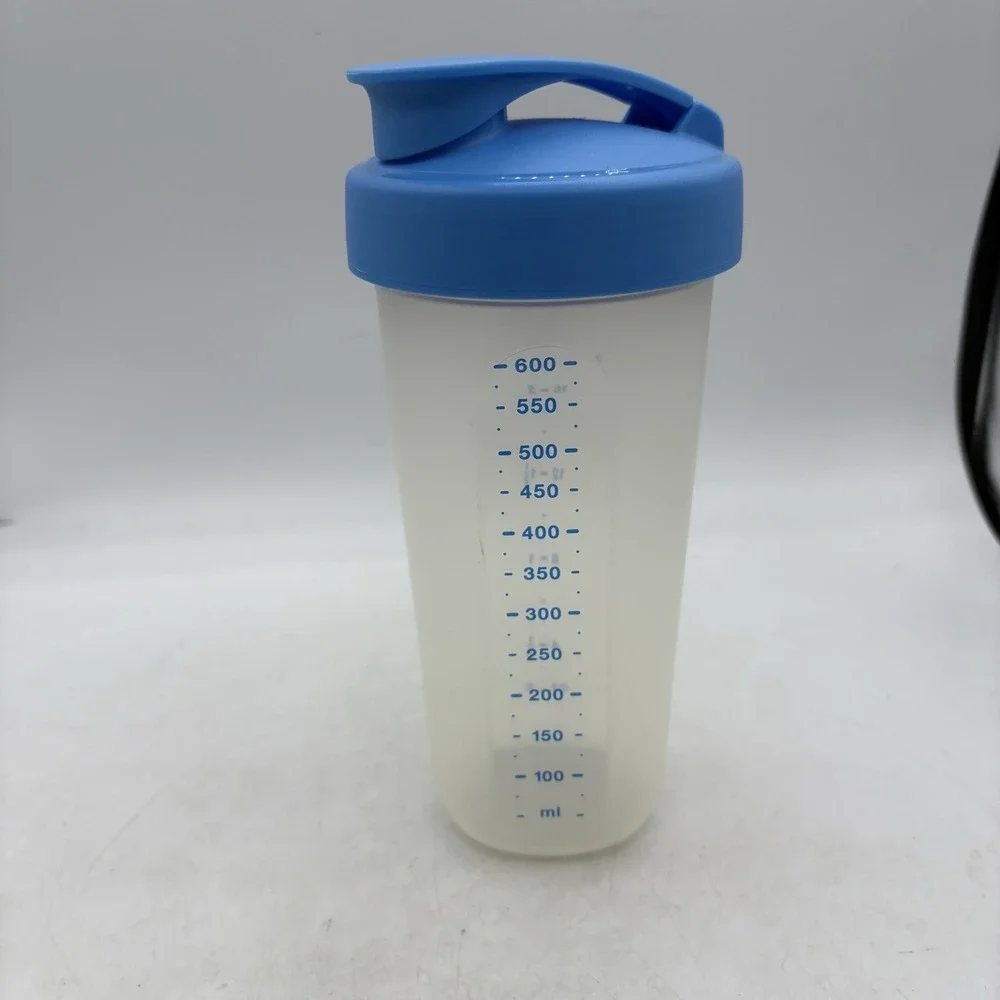 Tupperware Bottle Container Quick Shake 23 oz Clear Blue Lid Purple Insert 3 Pc